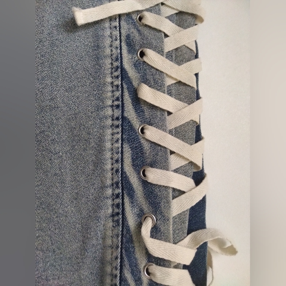 Rise Supply Co. Light Wash Blue Lace-Up Side Detail Women's Jeans New Size 1 - Picture 4 of 5